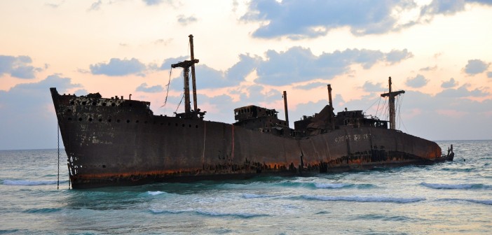 Babak Farrokhi -
Sinking greek ship in persian gulf