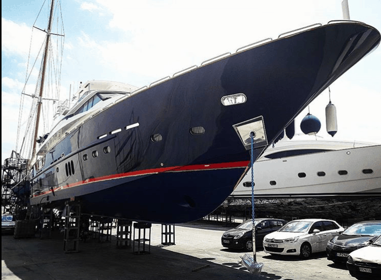 3. Megayacht in the shipyard. Credits to Sokratis Arapis