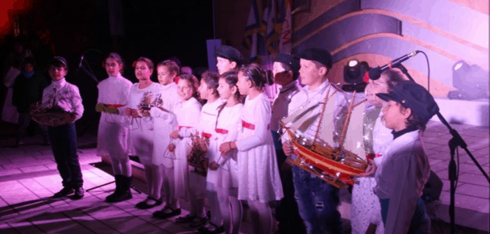 Ο Φιλοπρόοδος Όμιλος Καρδαμύλων τραγούδησε παραδοσιακά κάλαντα