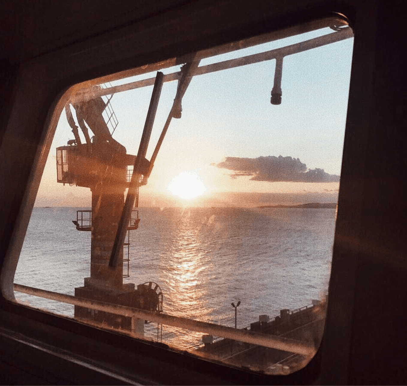 4. Window to the sea. Credits to Queensway Navigation