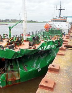 Ship accident near Luerssen wharf