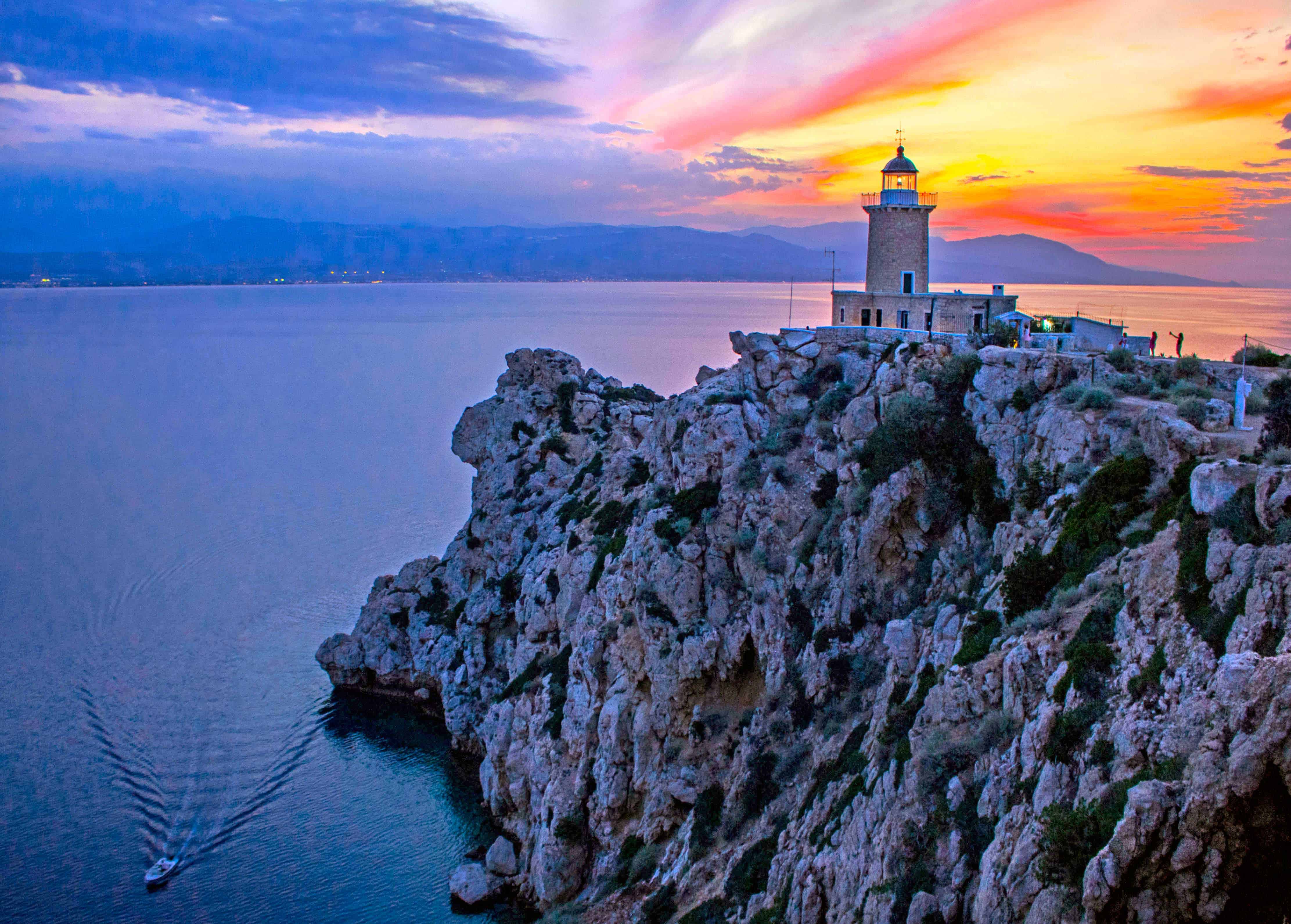 18. Θανάσης Στέργιος (The lighthouse will guide you home)