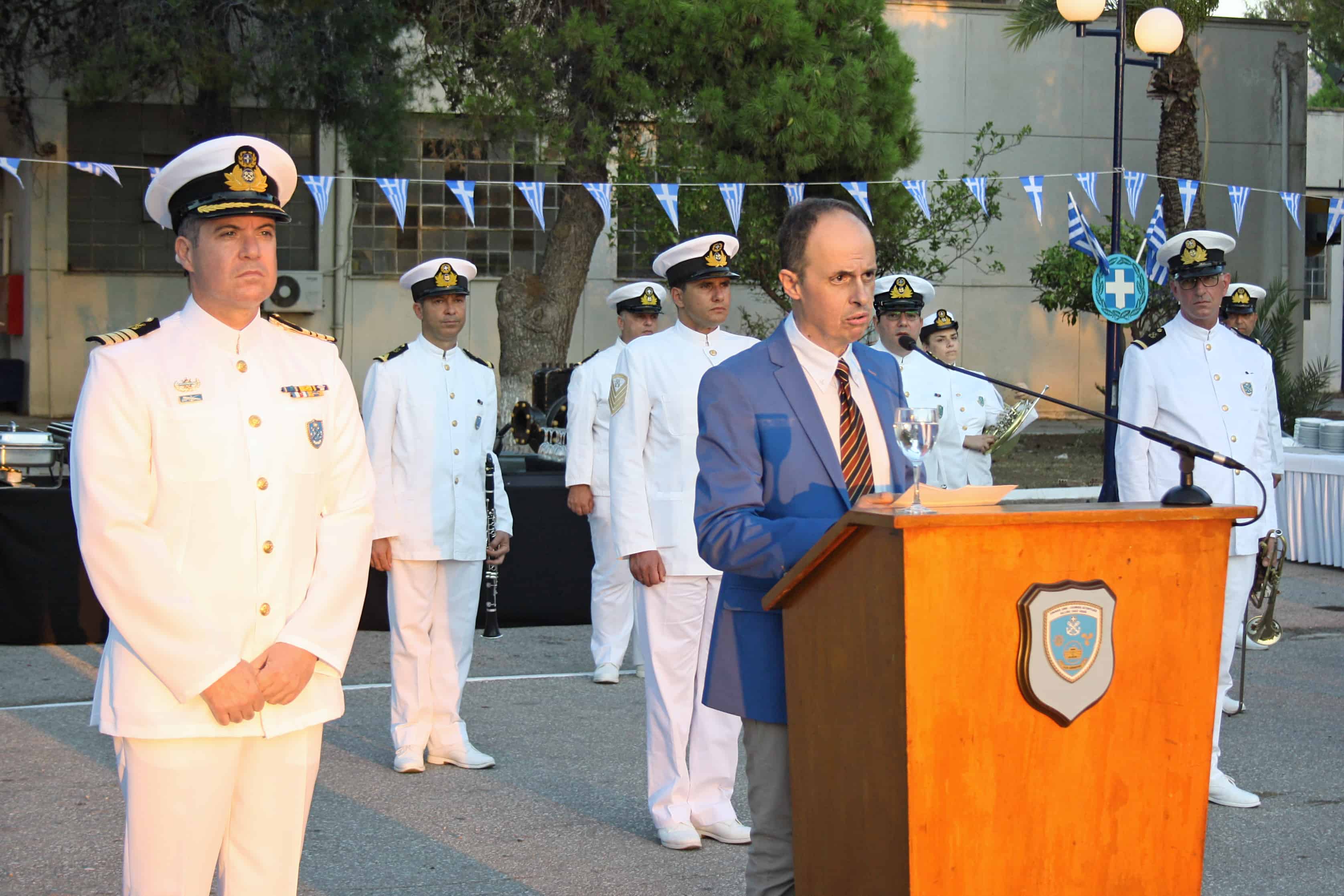 Ο διευθυντής της Σχολής Μηχανικών της ΑΕΝ Ασπροπύργου κ. Βασίλης Τσουκαλάς