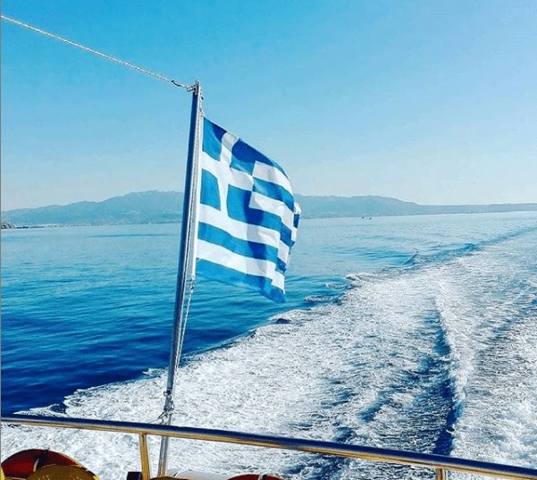 Waving free, waving proud. Credits to Manolis Stratas