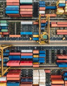 ΕΚΠΑ: Νέα εξ αποστάσεως προγράμματα επιμόρφωσης στα Logistics