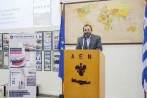 ο διευθυντής της Σχολής Μηχανικών κ. Ευάγγελος Κανακάκης