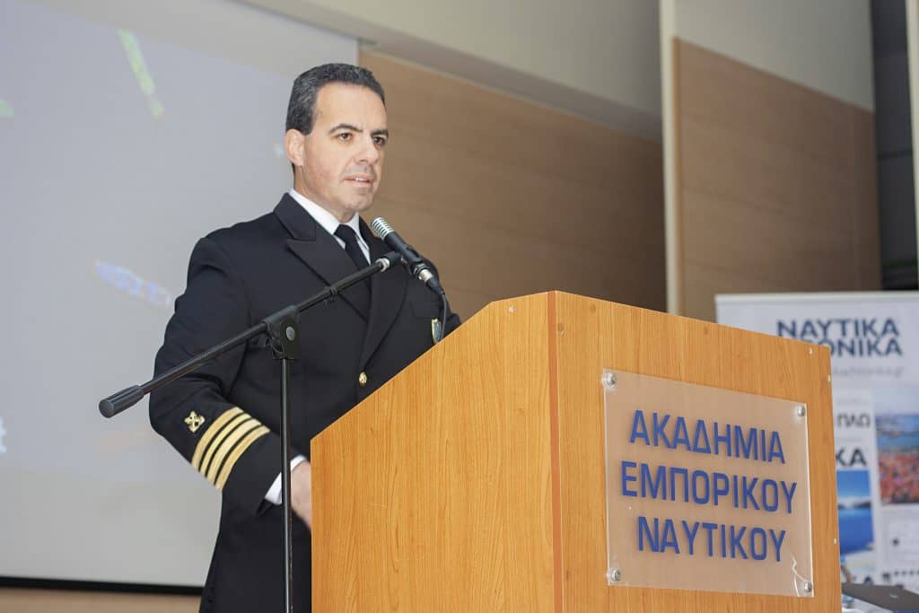 Ο Διοικητής της ΑΕΝ Μακεδονίας, Αντιπλοίαρχος Λ.Σ. Γεώργιος Μακρής