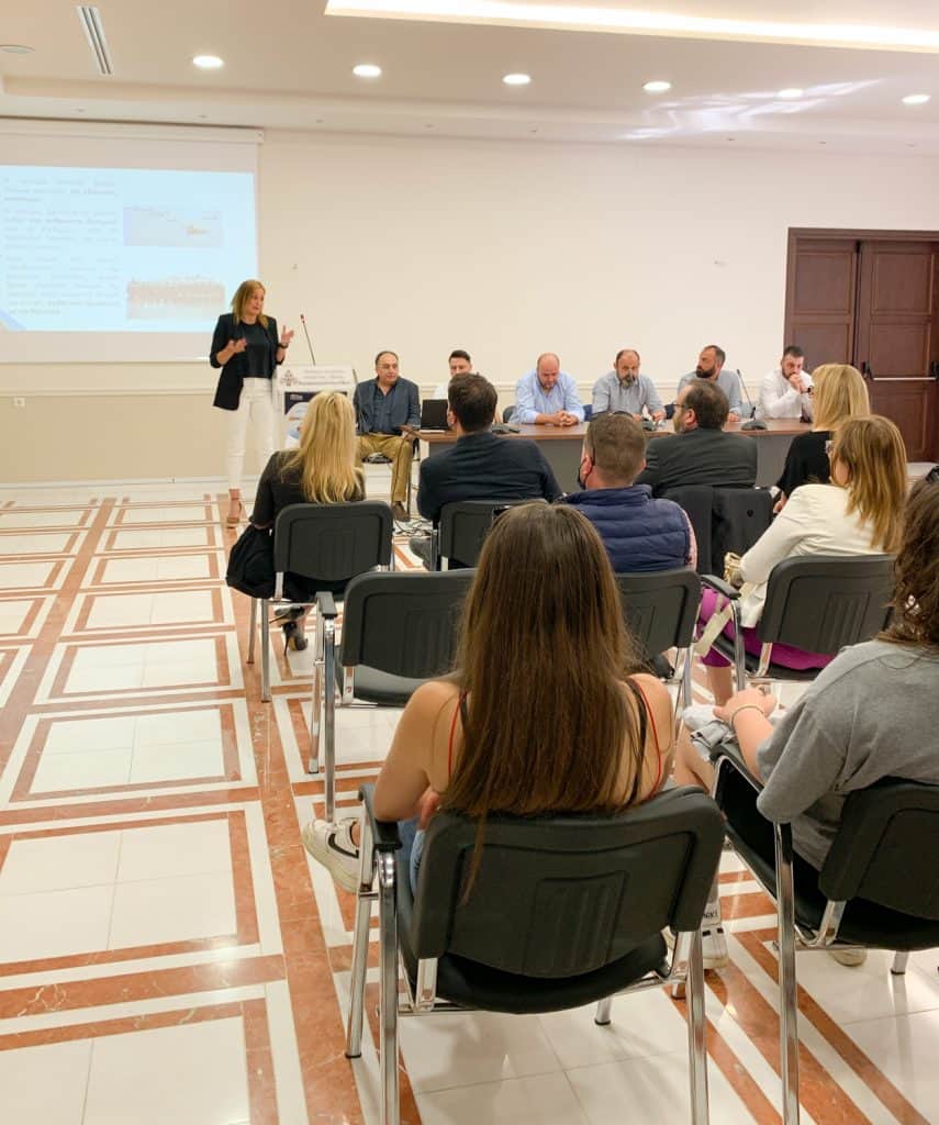 Η κα Νίκη Καράλη, καθηγήτρια του 4ου ΕΠΑΛ Αλεξανδρούπολης