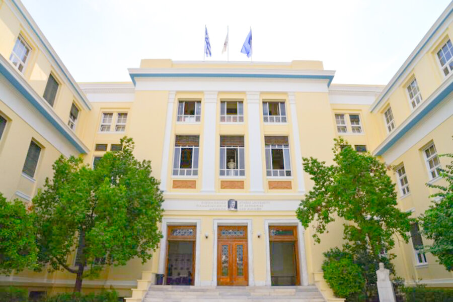 Οικονομικό Πανεπιστήμιο Αθηνών