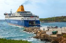 Attica Group: Δωρεά ηλεκτρονικών υπολογιστών σε σχολεία των Οινουσσών 202111040844026661