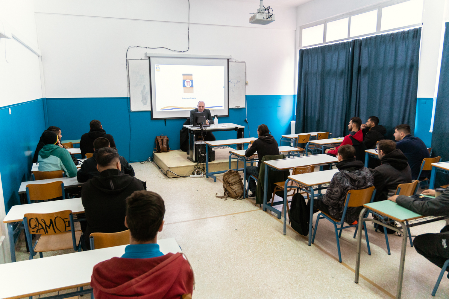 Στιγμιότυπο από το workshop με θέμα “Περιβαλλοντικοί Κανονισμοί & Ασφάλεια στη Ναυτιλία”. Εισηγητής: κ. Λεωνίδας Κιοπεκτζής (Polembros Shipping)