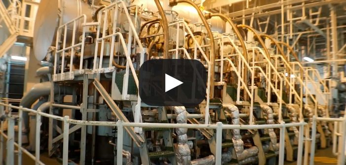 Πως γίνεται η εκκίνηση της κύριας μηχανής ενός πλοίου; (βίντεο)