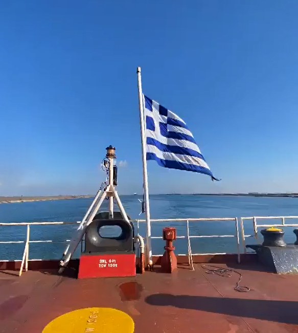 1. Waving proud Credits to Captainjurgen