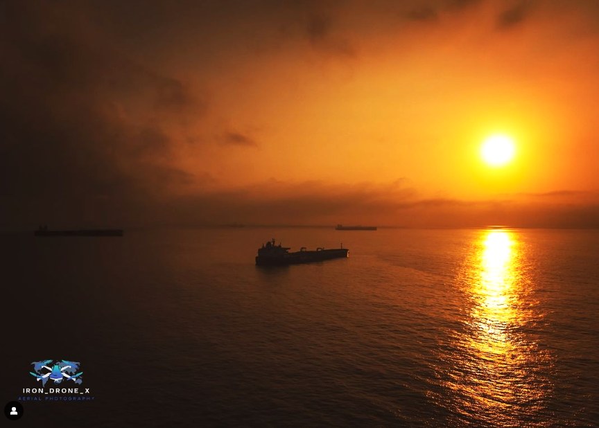3. Sunset Voyage Credits to Iron_drone_x